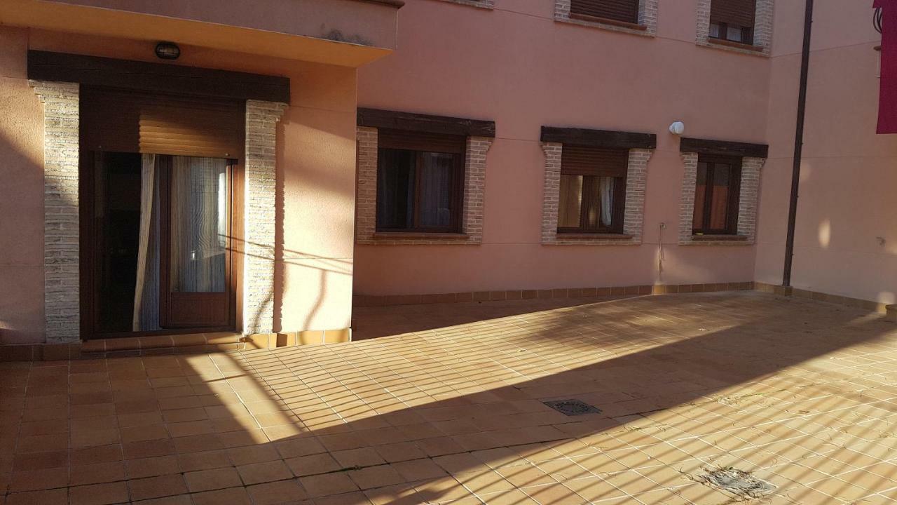 Appartement Piso Don Mateo En Sierra De Gredos à Arenas de San Pedro Extérieur photo